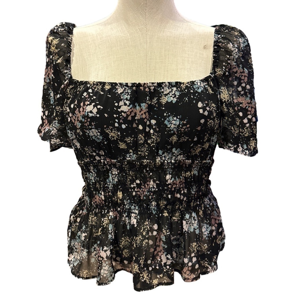 Lola Grace size small top